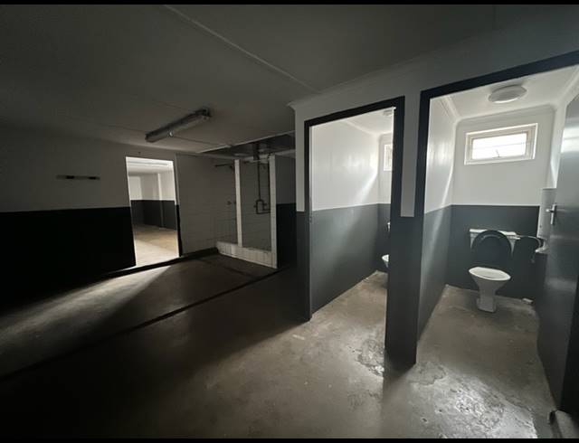 1,530M² WAREHOUSE FOR SALE IN WATERFALL